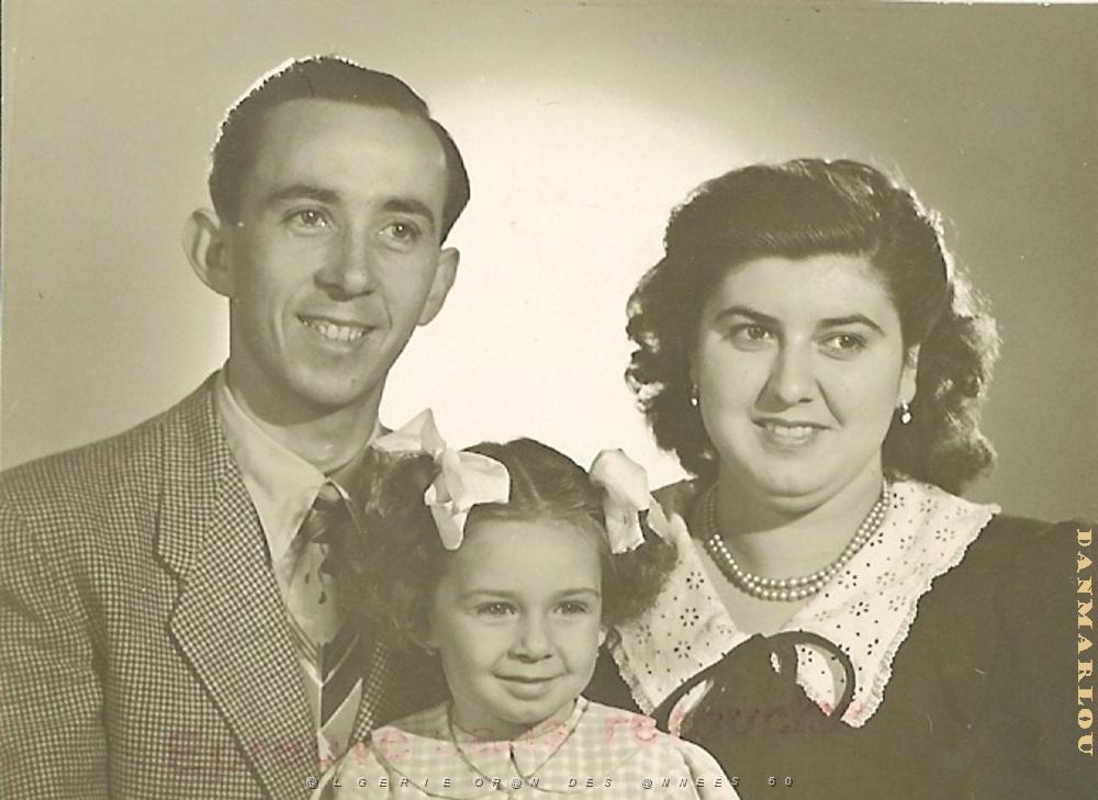 FAMILLE 025 ORAN MES PARENTS ET MOIi.jpg
